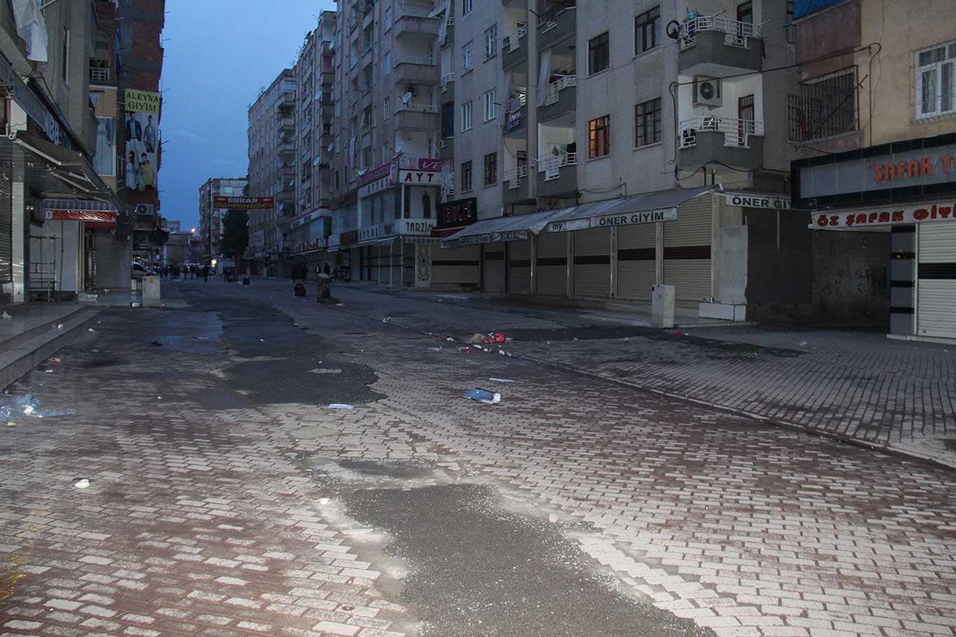 "Dükkânları açma-kapama saatleri" kararına Diyarbakır esnafından destek